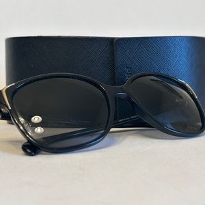 Prada Cat eye style 2012 Sunglasses SPR 01O 1AB-5W1 with case
